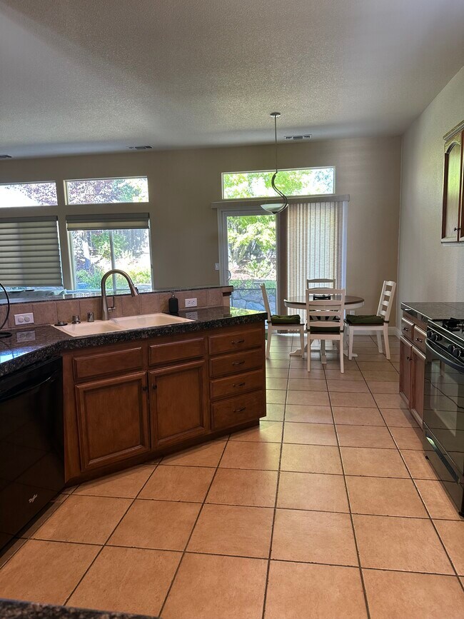 Building Photo - 11835 Kemper Oaks Ct
