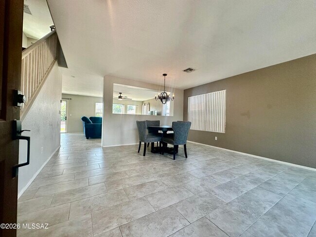 Building Photo - 13696 E Shadow Pines Ln