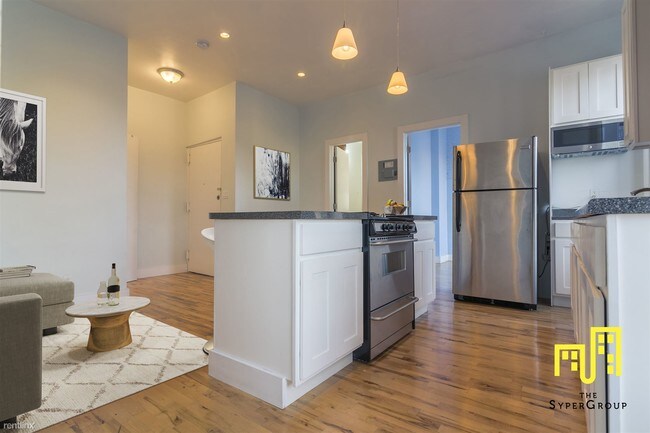 Foto del edificio - 2 br, 1 bath Apartment - 444 Ralph Ave