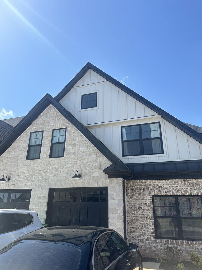 Building Photo - 1022 N Westyn Lp