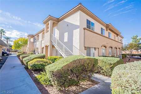 Primary Photo - 3400 Cabana Dr