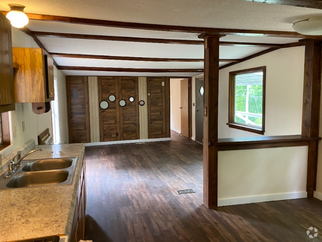 Building Photo - 40 Pequea Blvd
