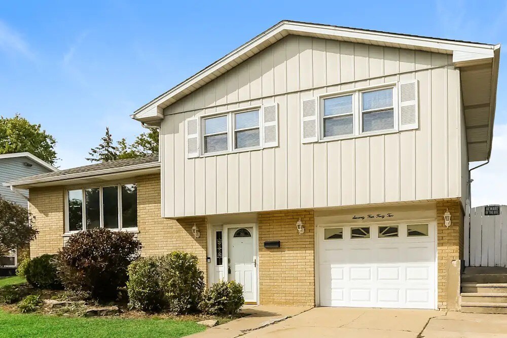 Foto principal - 7441 160th St