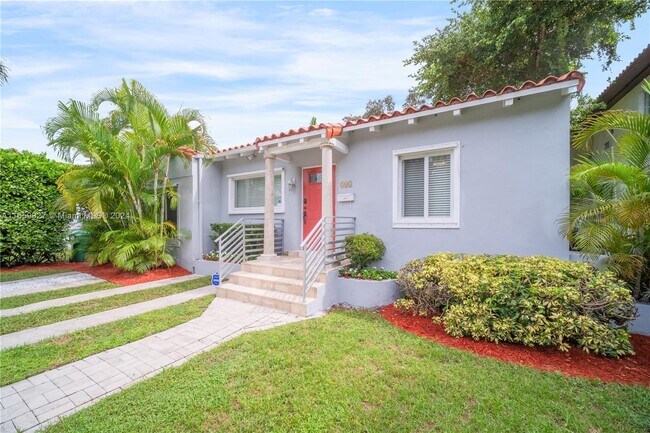 Foto del edificio - 341 SW 30th Rd