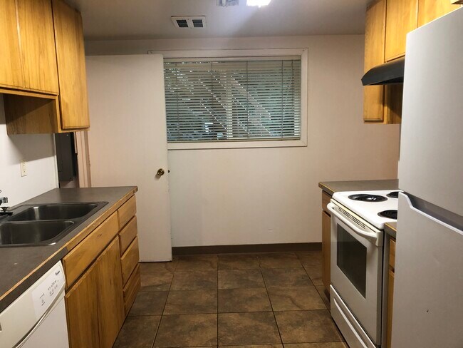 Foto del edificio - 450 NW Larry St