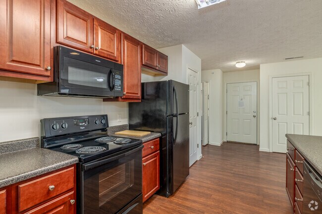 2 habitaciones, 2 baños - 1136 pies cuadrados - Cocina - McCormick Manor