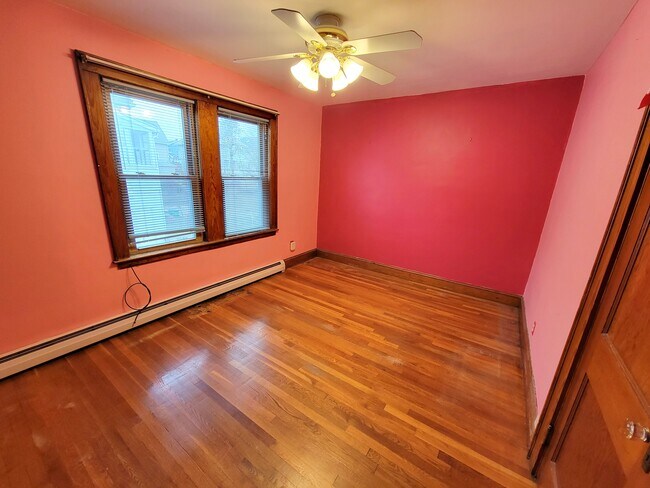 Building Photo - 45 7th St