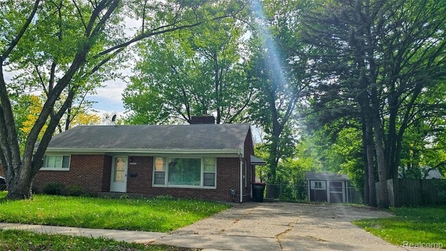 Building Photo - 28291 Pierce St
