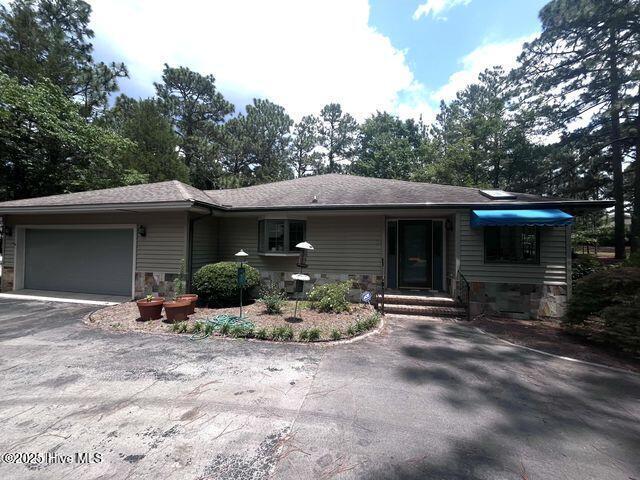 Foto principal - 105 Longleaf Rd