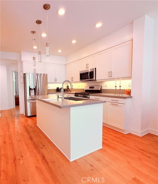 Building Photo - 479 Marc Pl