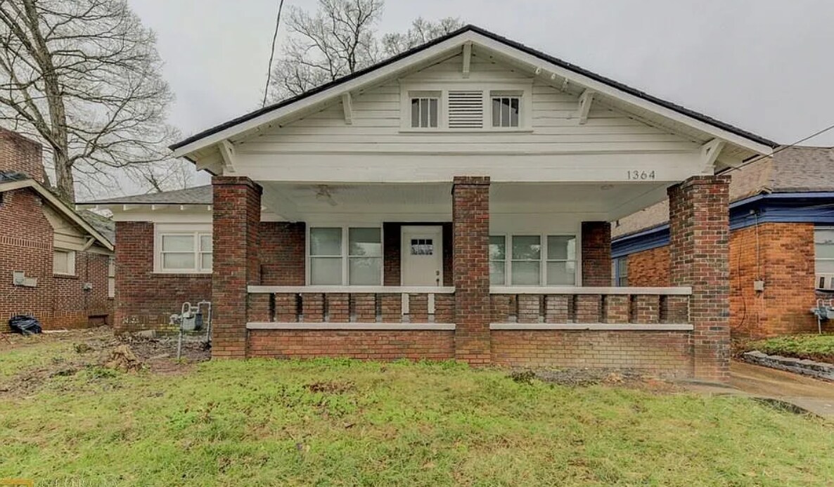 Primary Photo - 1364 Donnelly Ave SW
