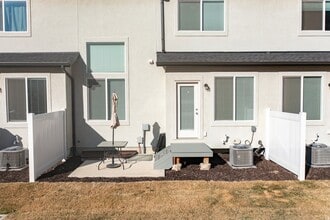 Building Photo - 4881 Heartwood Rd