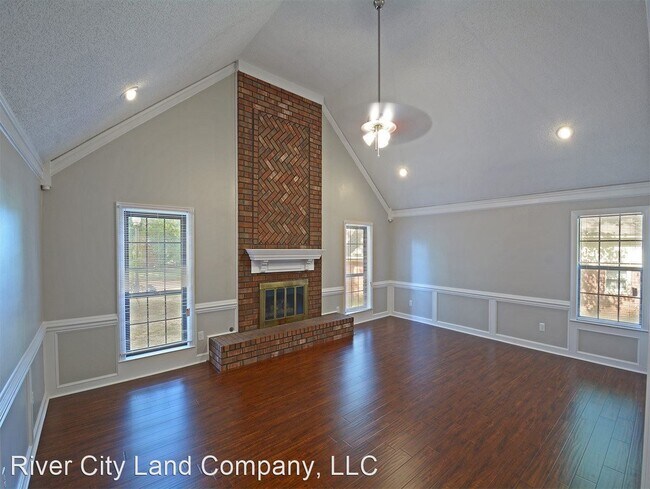 Building Photo - 4 br, 3 bath House - 2489 SPRING GARDEN