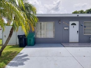 Building Photo - 18621 SW 97th Ct