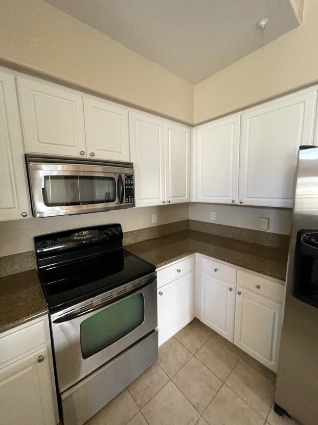 Building Photo - 4165 Executive Dr