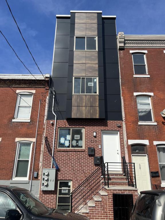 529 W Dauphin St 1 House Rental in Philadelphia, PA