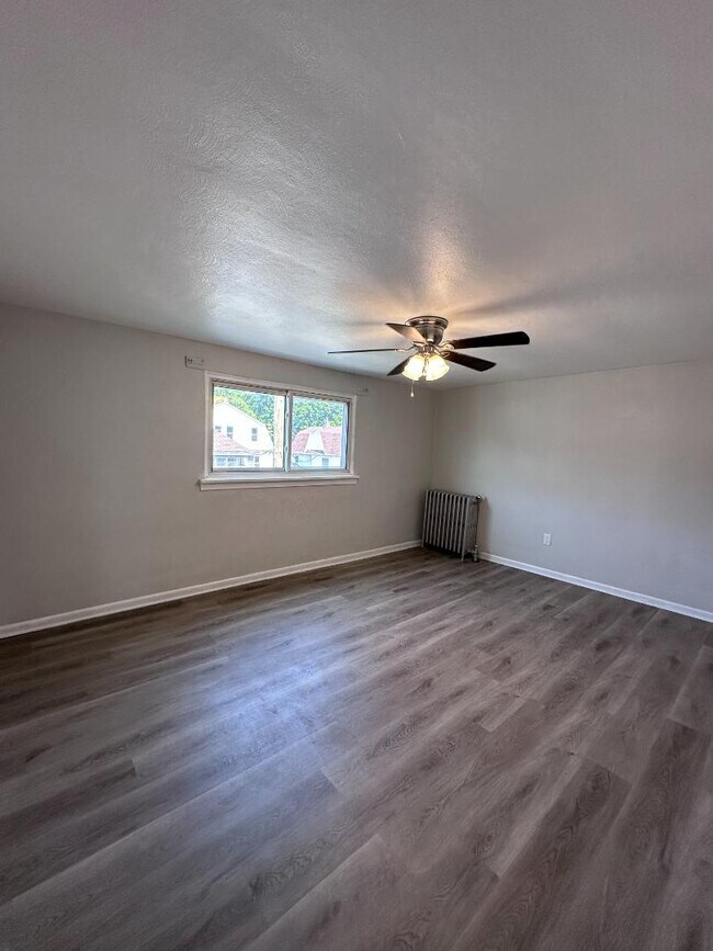 Building Photo - 153 Boland Ave