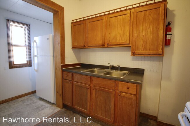 Foto del edificio - 2 br, 1 bath House - 434 Belmont Avenue