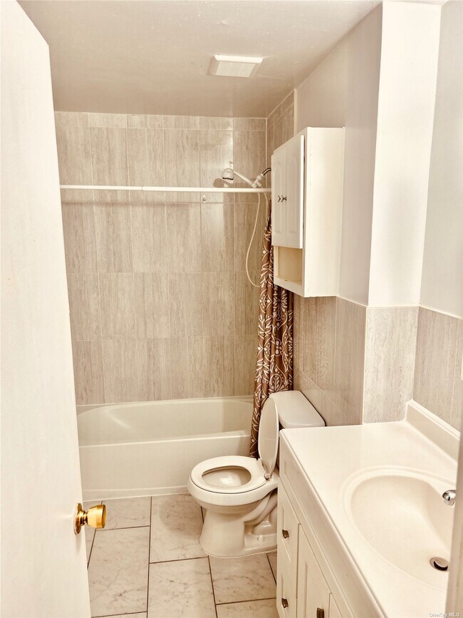 Foto del edificio - 510 B 64 St