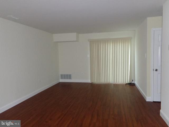 Building Photo - 67 Tavistock Dr