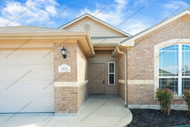 Foto del edificio - 1115 Roanoke Dr