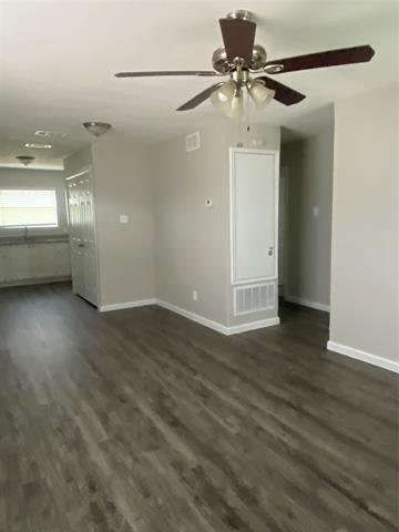 Foto del edificio - 5710 Bluffman Dr