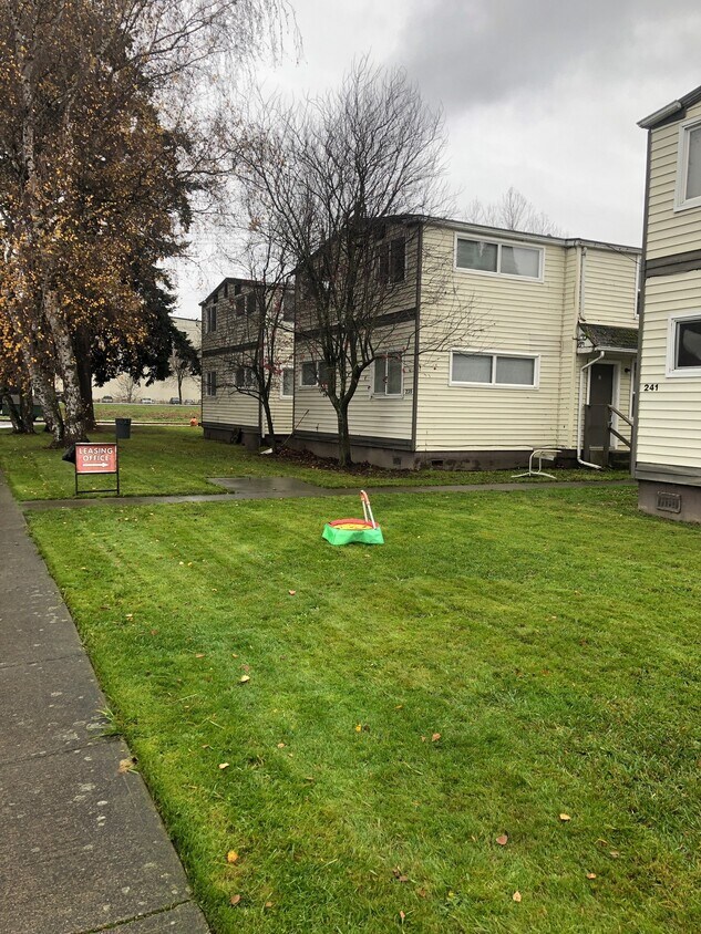 Foto principal - 227 Beech St