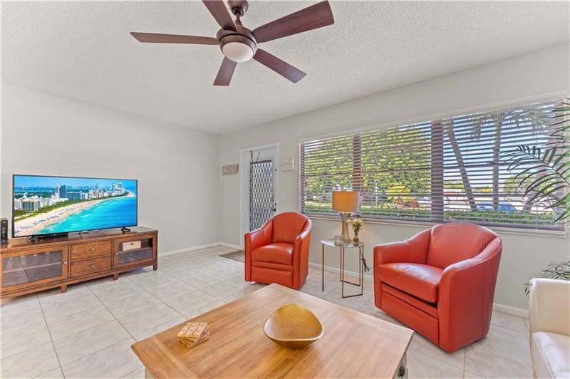 Foto principal - 1088 Harwood F