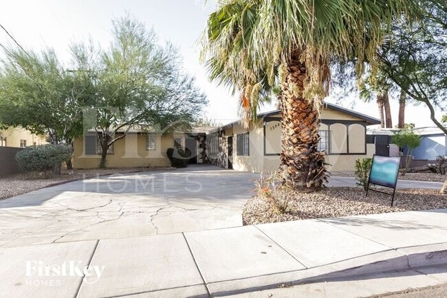 Building Photo - 1508 Houssels Avenue
