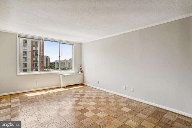 Building Photo - 11801 Rockville Pike