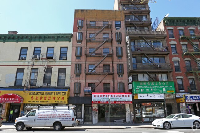 Building Photo - 75 Allen St