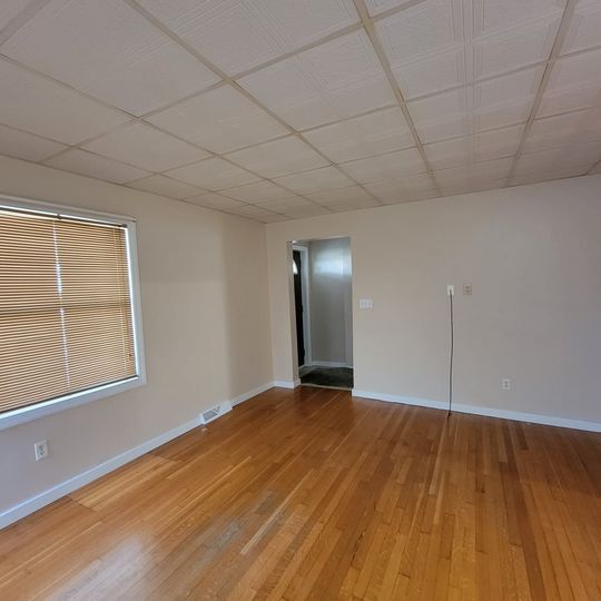Foto del edificio - 655 E 6th St