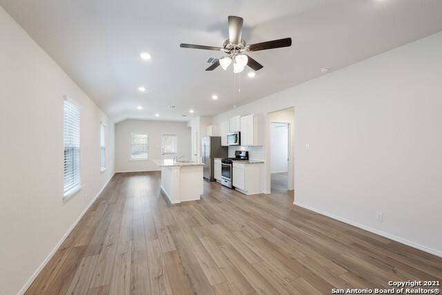 Building Photo - 4010 Claystone Canyon