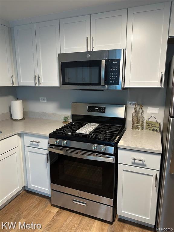 Foto del edificio - 3320 Spinnaker Ln