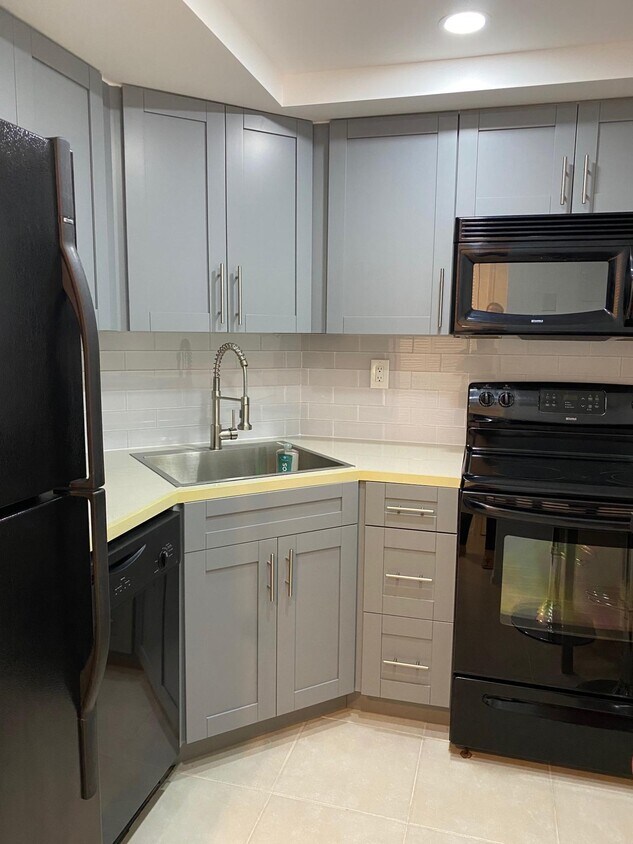 Foto principal - 55 SW 2nd Ave