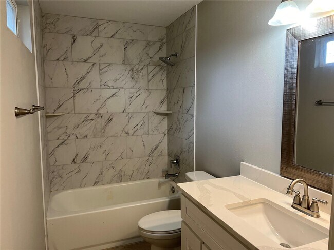 Foto del edificio - 4114 Brown St
