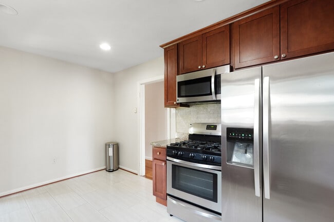 Foto del edificio - 5609 6th St S