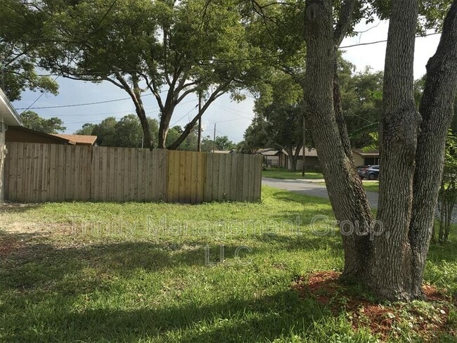 Building Photo - 7826 Bolam Ave