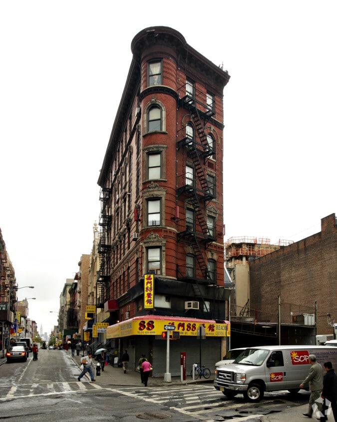 Building Photo - 2-6 Eldridge St