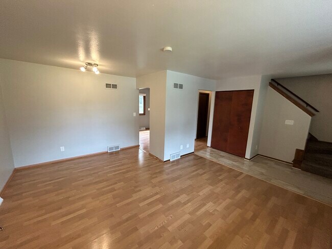 Foto del edificio - 2709 Albany Ct