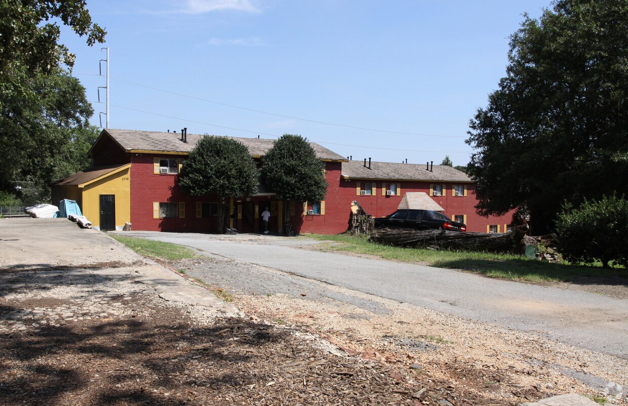 Building Photo - 1374 La France St NE