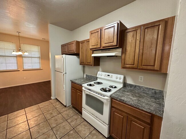 Building Photo - 212 Chalmette Dr