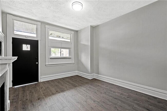 Building Photo - 406 Boggs Ave