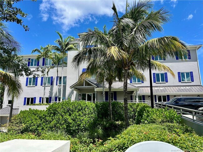 Foto del edificio - 411 SE Osceola St