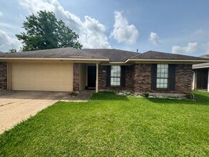 Building Photo - 5402 Susanna Dr