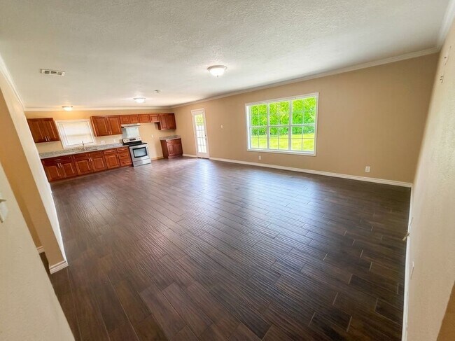Building Photo - 1103 Boling Brook St