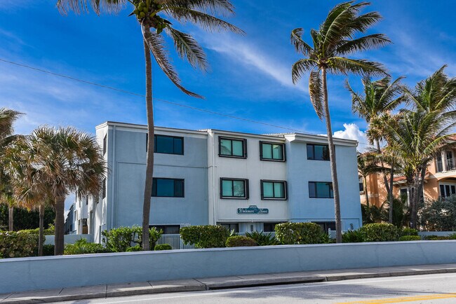 Foto del edificio - 250 S Ocean Blvd