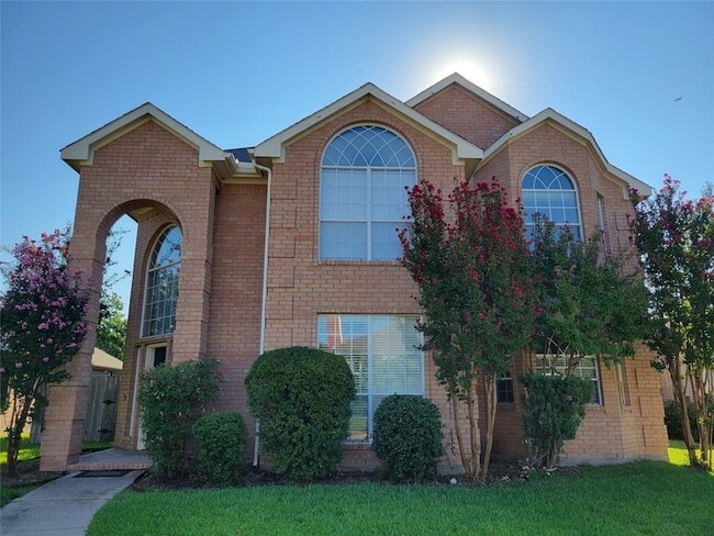 Photo - 7020 Goldenrod Dr House