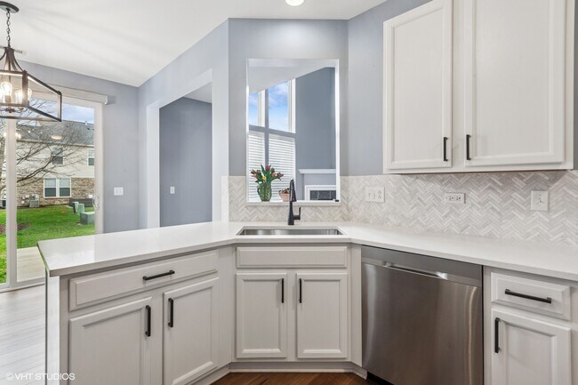 Foto del edificio - 24843 Franklin Ln