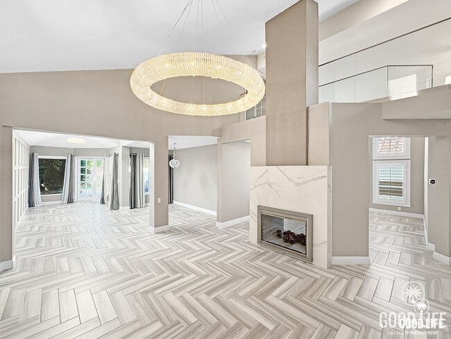 Foto del edificio - Stunning 3 Bedroom 2.5 Bathroom Home in Bernardo Village!